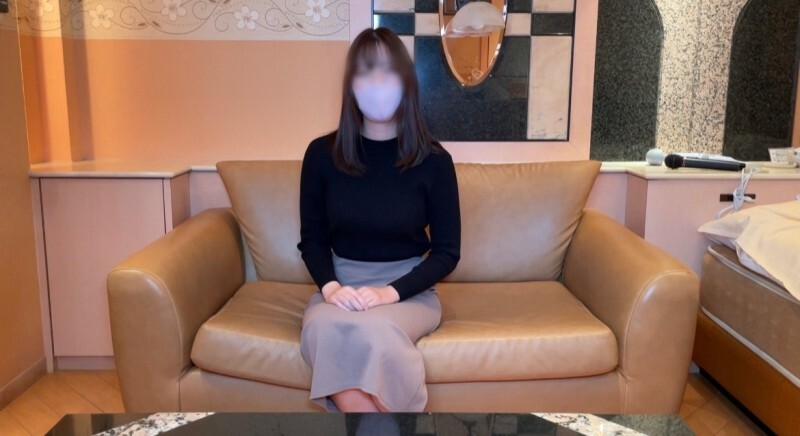 FC2-PPV-3171093 任職於各大旅行社的超稀有美女OL首拍！我偷偷從一個會說 3 種語言的高技能業餘女孩身上取下橡膠，並給了它一個無聲的陰道射精。特權：阿赫S⚫︎X在人生第一個3P中連續2次動盪出局